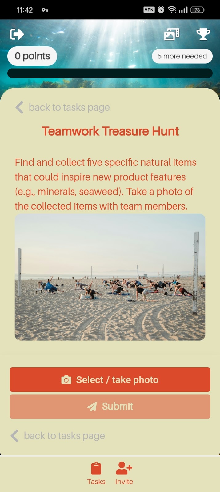 image of playtours adult scavenger hunt app